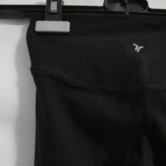 OLD NAVY ACTIVE - Powerchill | small 6-7 years | Black Go-Dry Leggings - Picture 10 of 16